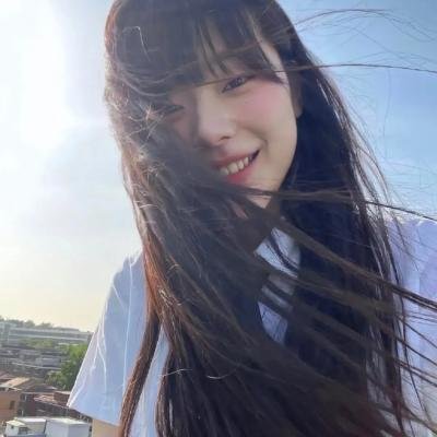 俏皮女学生
